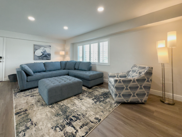 Siesta Key Vacation Condo Sleeps Six Guests.